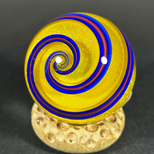 Geoffrey Beetem Art Glass Marble, Yellow dichroic core with spiral’s 1.39”