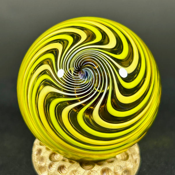 Fritz Lauenstein Art Glass Marble, fine zigs, yellow zags, 1.57”