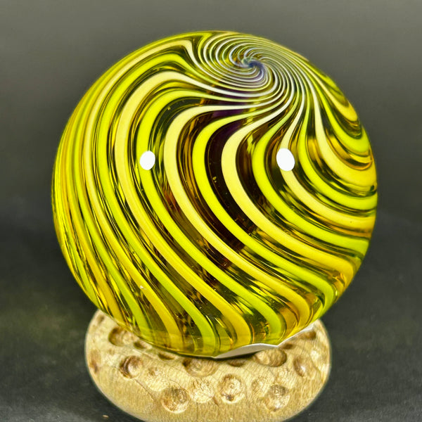Fritz Lauenstein Art Glass Marble, fine zigs, yellow zags, 1.57”