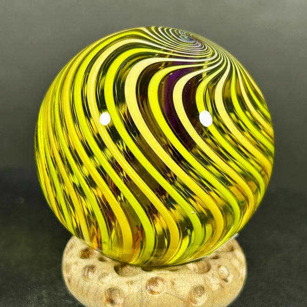 Fritz Lauenstein Art Glass Marble, fine zigs, yellow zags, 1.57”