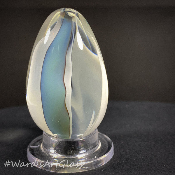 Rolf Wald Art Glass Egg, Delicate Tulip Leaf Pedals in White and Blue Eggshell 1.54"