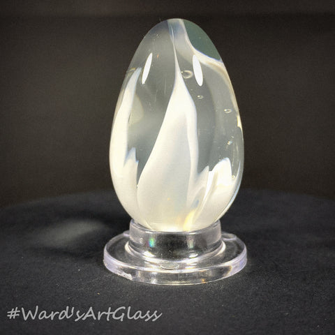 Rolf Wald Art Glass Egg, Delicate Tulip Leaf Pedals in White and Blue Eggshell 1.54"